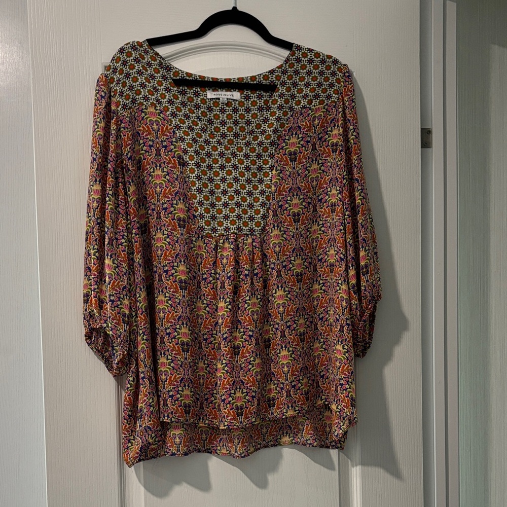 Floral Patterned Women's Top